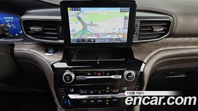 Ford Explorer (VI) 3.0 Platinum 4WD 2021 — фото 14