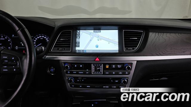 Genesis G80 3.3 GDI AWD Prestige 2018 — фото 14
