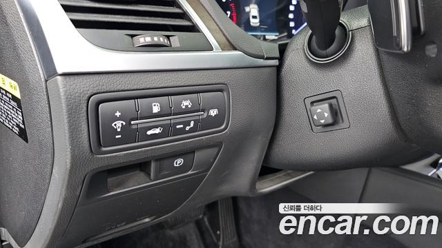 Genesis G80 3.3 GDI AWD Prestige 2018 — фото 16