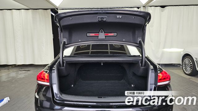 Genesis G80 3.3 GDI AWD Prestige 2018 — фото 20