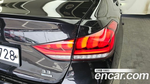 Genesis G80 3.3 GDI AWD Prestige 2018 — фото 23