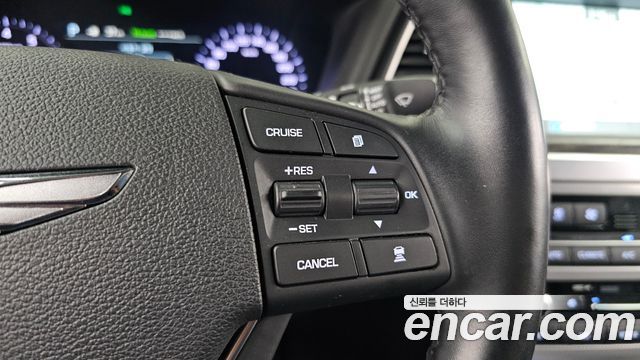 Genesis G80 3.3 GDI AWD Prestige 2018 — фото 32