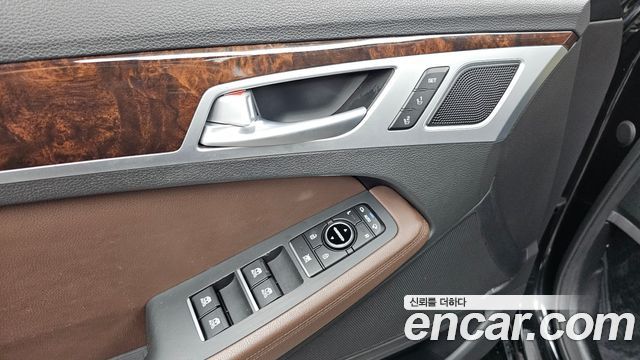 Genesis G80 3.3 GDI AWD Prestige 2018 — фото 35