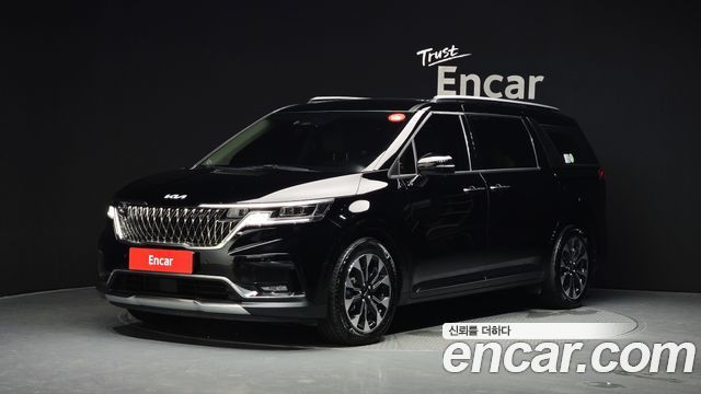 Kia Carnival (IV) Gasoline 9-Seater Signature 2023 — фото 1