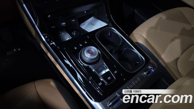 Kia Carnival (IV) Gasoline 9-Seater Signature 2023 — фото 9