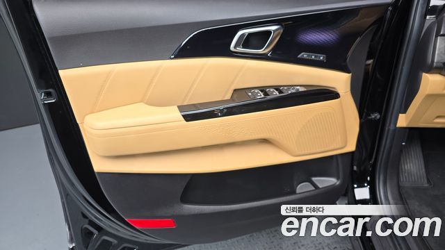 Kia Carnival (IV) Gasoline 9-Seater Signature 2023 — фото 24
