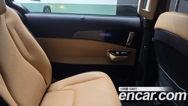 Kia Carnival (IV) Gasoline 9-Seater Signature 2023 — фото 25