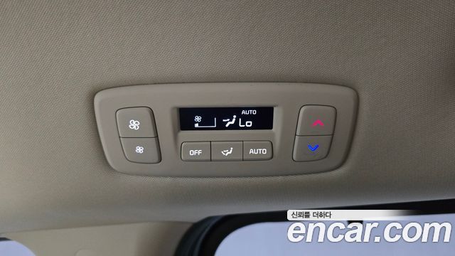 Kia Carnival (IV) Gasoline 9-Seater Signature 2023 — фото 30