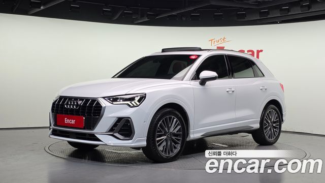 Audi Q3 (F3) 35 TDI Premium
