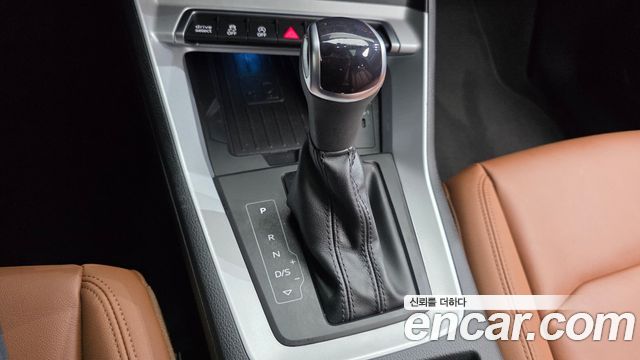 Audi Q3 (F3) 35 TDI Premium 2023 — фото 9