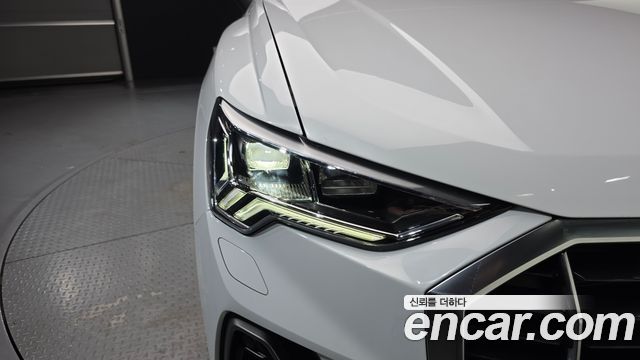 Audi Q3 (F3) 35 TDI Premium 2023 — фото 22