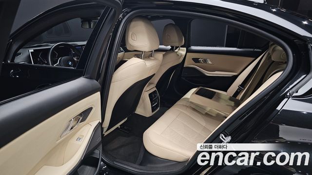BMW 3 Series (G20) 320i M Sport 2024 — фото 12