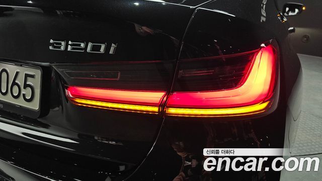 BMW 3 Series (G20) 320i M Sport 2024 — фото 23