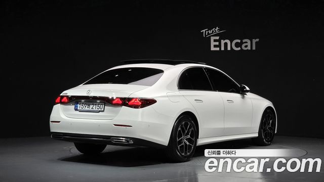 Mercedes-Benz E-Class (W214) E200 Avantgarde 2025 — фото 2