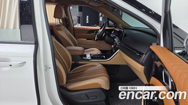Kia Carnival (IV) Gasoline 9-seater Limousine(Special vehicle) 2021 — фото 11