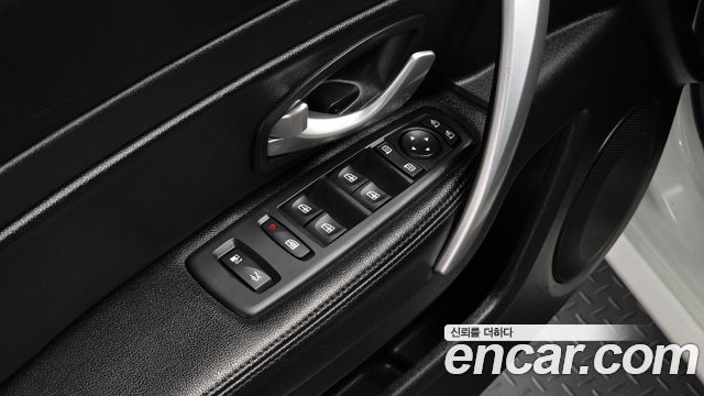Renault Korea SM5 Platinum PE 2014 — фото 16