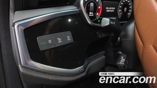 Audi Q3 (F3) 35 TDI Premium 2020 — фото 33