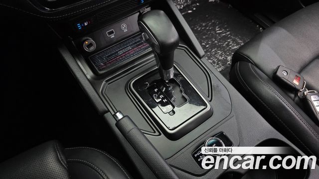 KG Mobility (SsangYong) Rexton Sports Khan Diesel 2.2 4WD Prestige 2021 — фото 9