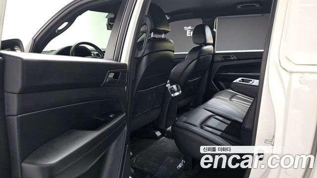 KG Mobility (SsangYong) Rexton Sports Khan Diesel 2.2 4WD Prestige 2021 — фото 11