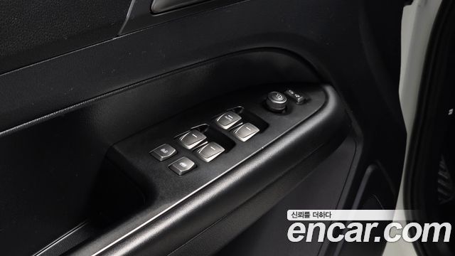 KG Mobility (SsangYong) Rexton Sports Khan Diesel 2.2 4WD Prestige 2021 — фото 16