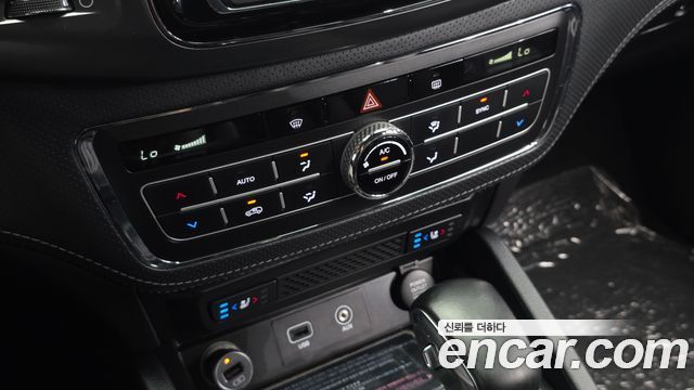 KG Mobility (SsangYong) Rexton Sports Khan Diesel 2.2 4WD Prestige 2021 — фото 18