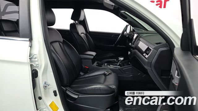 KG Mobility (SsangYong) Rexton Sports Khan Diesel 2.2 4WD Prestige 2021 — фото 26