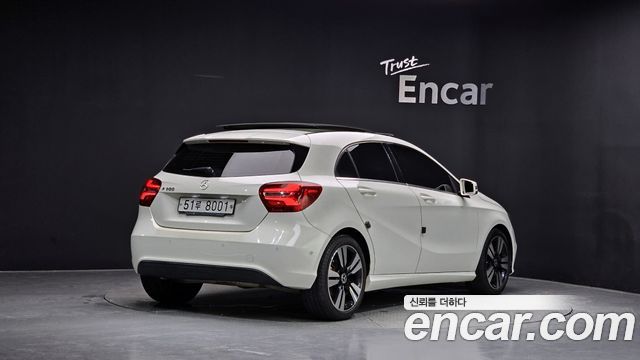 Mercedes-Benz A-Class (W176) A200 2018 — фото 2