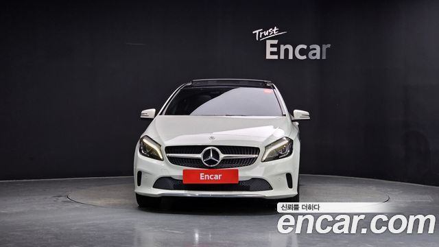 Mercedes-Benz A-Class (W176) A200 2018 — фото 3