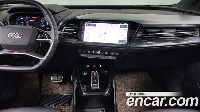 Audi Q4 e-tron (F4) 40 Sportback 2023 — фото 14