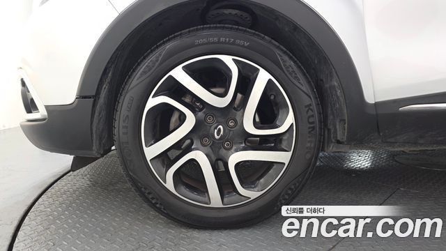Renault Korea QM3 RE 2015 — фото 5