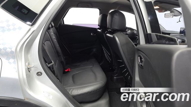 Renault Korea QM3 RE 2015 — фото 12