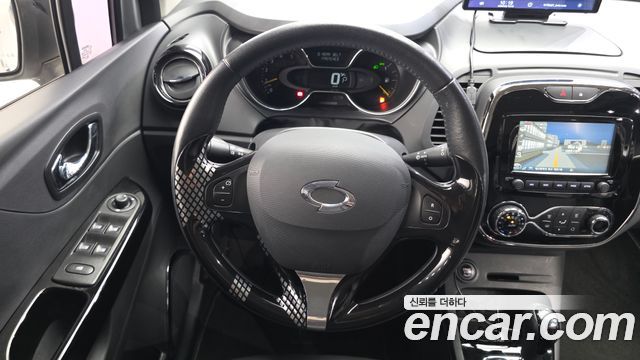 Renault Korea QM3 RE 2015 — фото 13