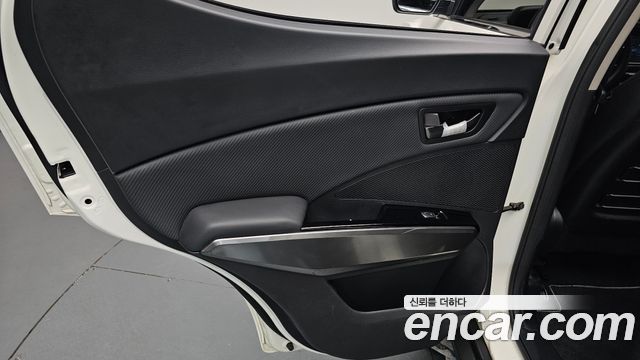 KG Mobility (SsangYong) Very New Tivoli Diesel 1.6 2WD V1 2021 — фото 25