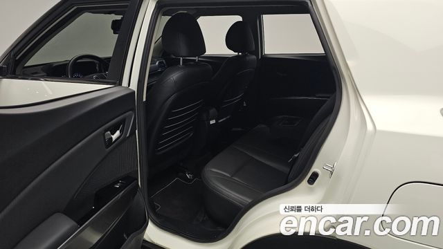 KG Mobility (SsangYong) Very New Tivoli Diesel 1.6 2WD V1 2021 — фото 26