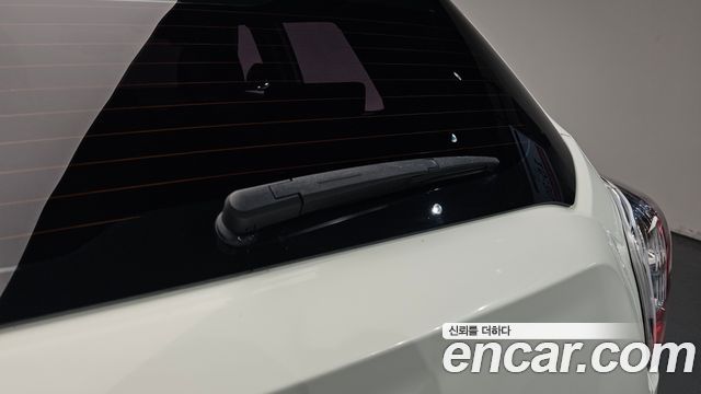 KG Mobility (SsangYong) Very New Tivoli Diesel 1.6 2WD V1 2021 — фото 31
