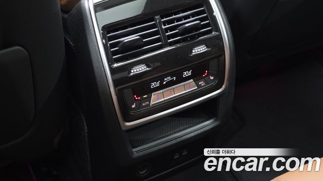 BMW X5M (G05) 4.4 Competition 2025 — фото 33
