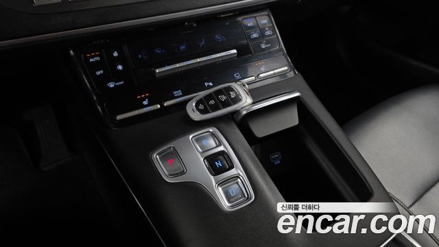 Hyundai Grandeur (IG) 3.0 LPi Rent Car Modern 2021 — фото 9