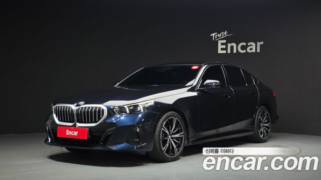 BMW 5 Series (G60) 530i xDrive M Sport 2026 — фото 1