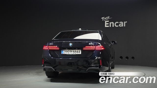 BMW 5 Series (G60) 530i xDrive M Sport 2026 — фото 4