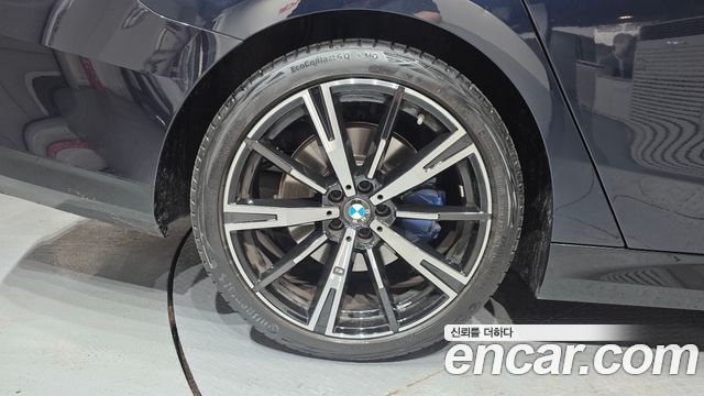 BMW 5 Series (G60) 530i xDrive M Sport 2026 — фото 5