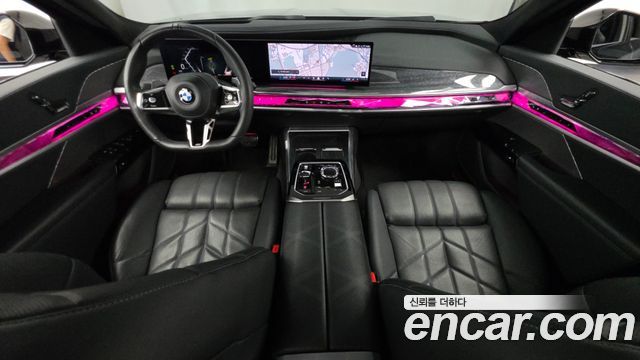 BMW 7 Series (G70) 740i sDrive M Sport 2023 — фото 7