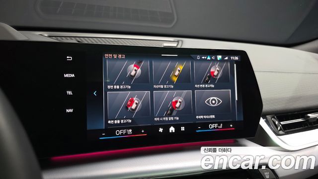 BMW X2 (U10) xDrive 20i M Sport 2025 — фото 16