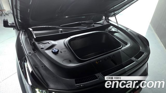Kia EV9 Long Range 4WD GT Line 2024 — фото 6