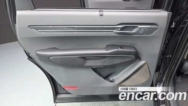 Kia EV9 Long Range 4WD GT Line 2024 — фото 25