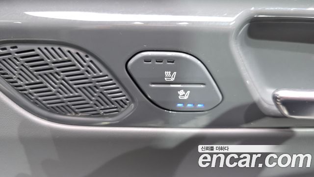 Kia EV9 Long Range 4WD GT Line 2024 — фото 30