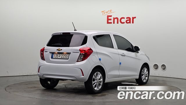 Chevrolet Spark Premier 2022 — фото 2