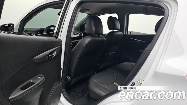 Chevrolet Spark Premier 2022 — фото 11