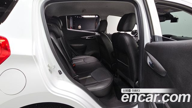 Chevrolet Spark Premier 2022 — фото 26