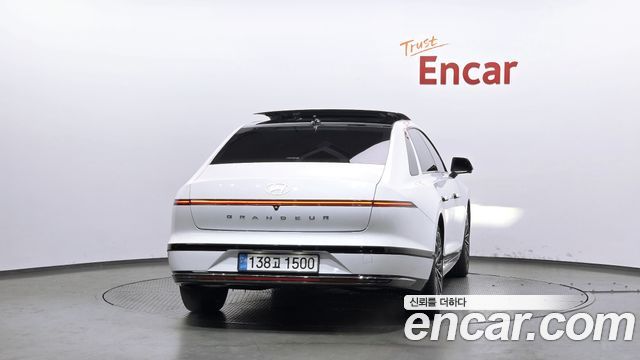 Hyundai Grandeur Hybrid (GN7) Calligraphy 2023 — фото 4