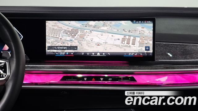BMW 7 Series (G70) 740i sDrive M Sport 2023 — фото 15